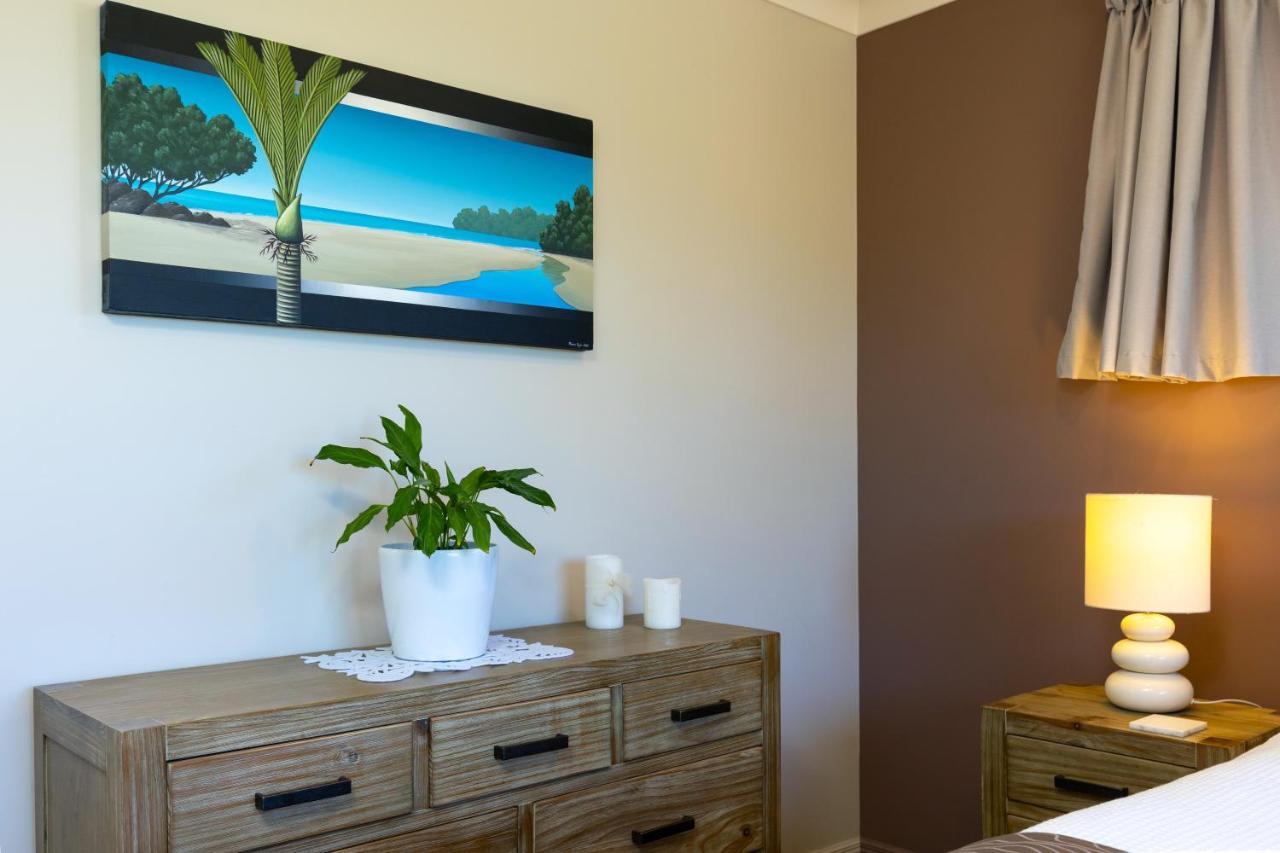 Ocean View Beachfront Apartment Blenheim Eksteriør billede