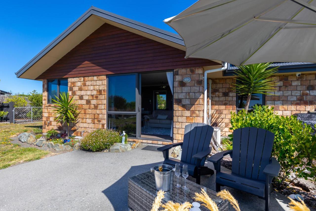 Ocean View Beachfront Apartment Blenheim Eksteriør billede